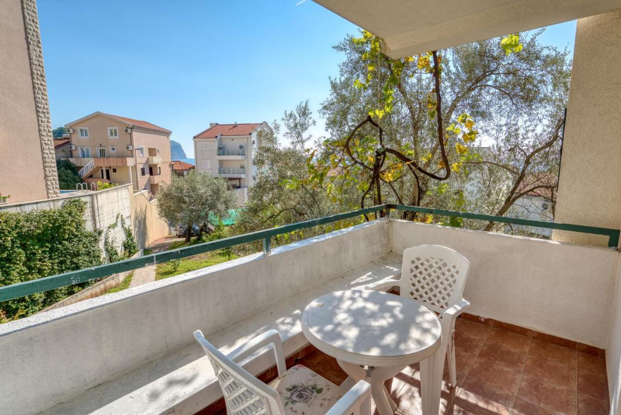 Apartmani Olga Petrovac المظهر الخارجي الصورة